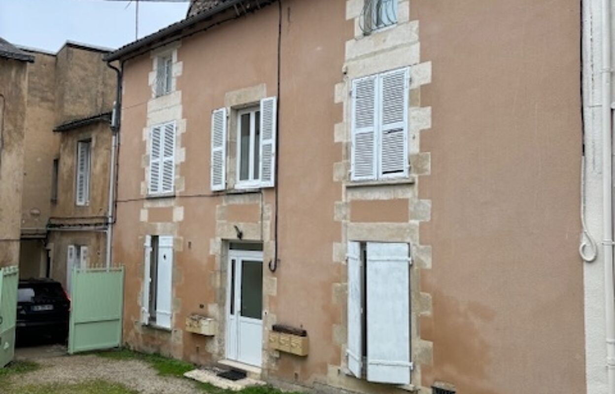 immeuble  pièces 120 m2 à vendre à Poitiers (86000)