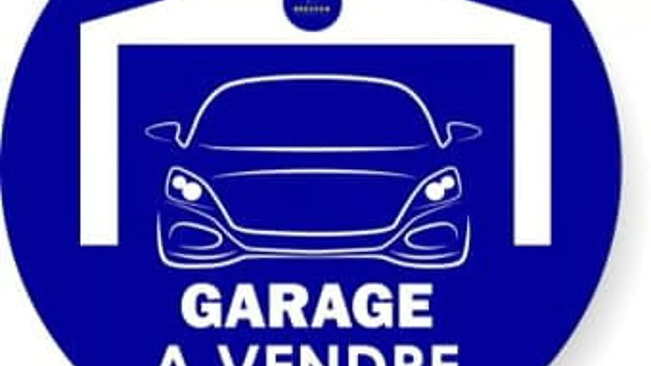 garage  pièces 15 m2 à vendre à Grenoble (38000)