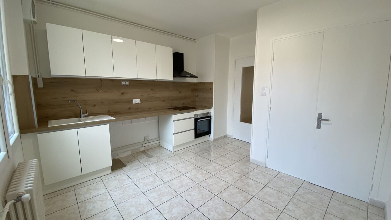 appartement 3 pièces 65 m2 à louer à Romans-sur-Isère (26100)