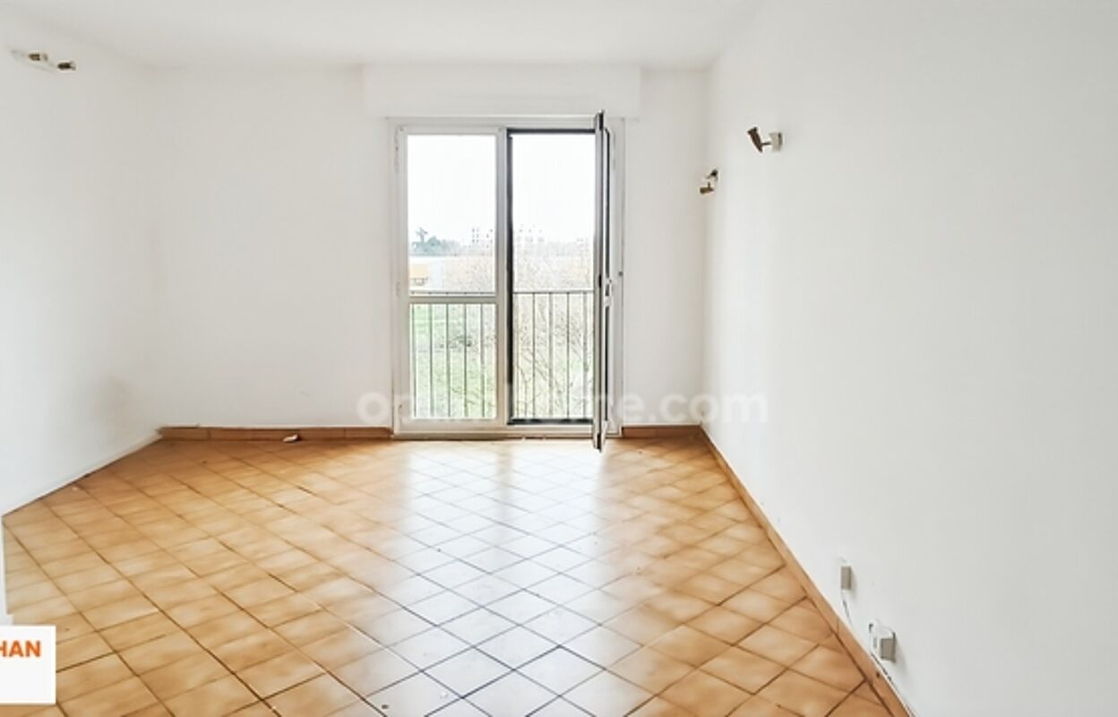 appartement 3 pièces 56 m2 à vendre à Grigny (91350)