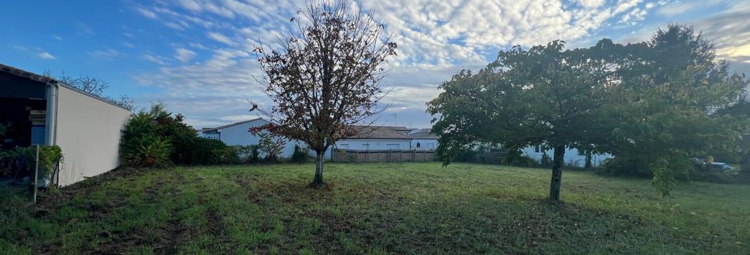 Terrain  1040 m² à vendre à Meschers-sur-Gironde (17132)