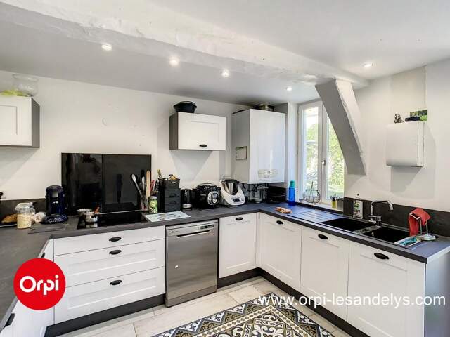 Maison anciennne -  210 m² - Quartier historique du Petit Andely. Proche Seine — photo du bien