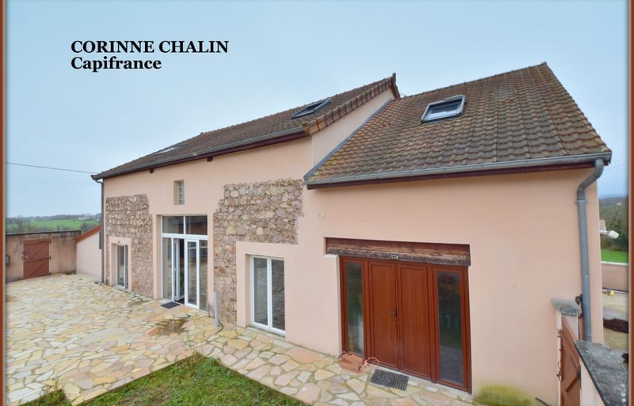 maison 6 pièces 180 m2 à vendre à Saint-Christophe (03120)