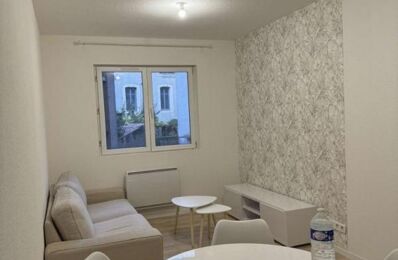 location appartement 590 € CC /mois à proximité de Floure (11800)