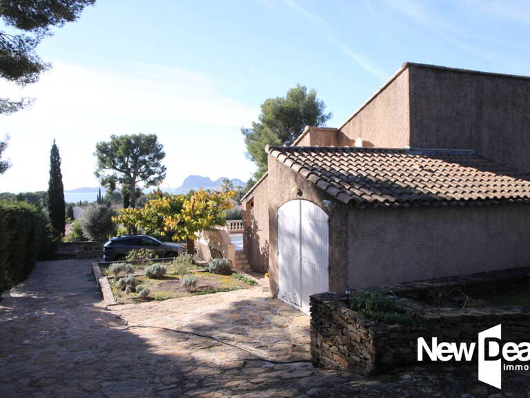 VUE MER, Jolie villa 85 m2  T4 avec piscine, sur une parcelle de 1200 m2 à La Ciotat — photo 1