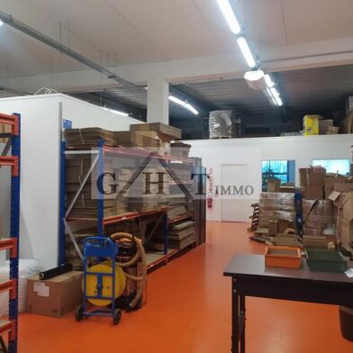 Local industriel  1750000 €