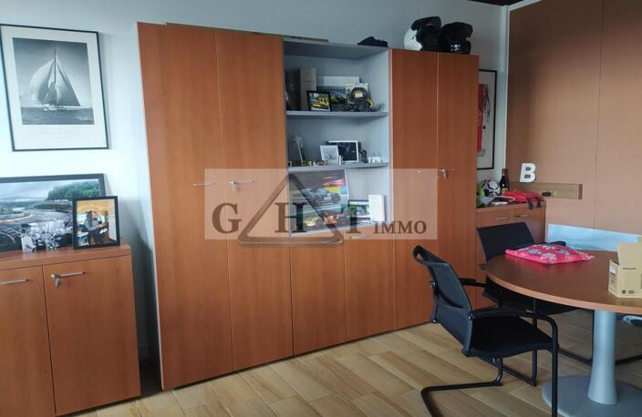 660 M² entrepot bureaux à vendre à croissy beaubourg — photo 3