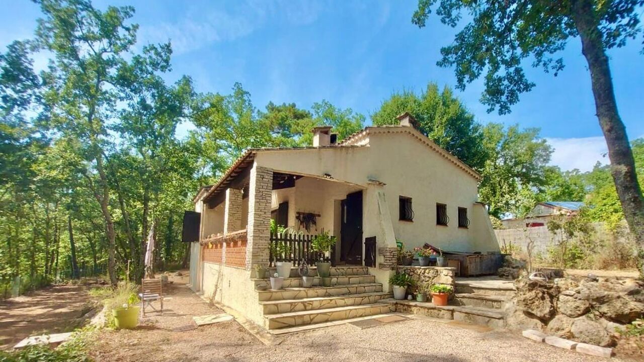 maison 3 pièces 52 m2 à vendre à Saint-Paul-en-Forêt (83440)