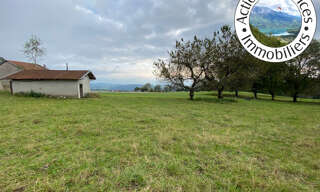 Terrain  1480 m² à vendre à Saint-Genix-les-Villages (73240)