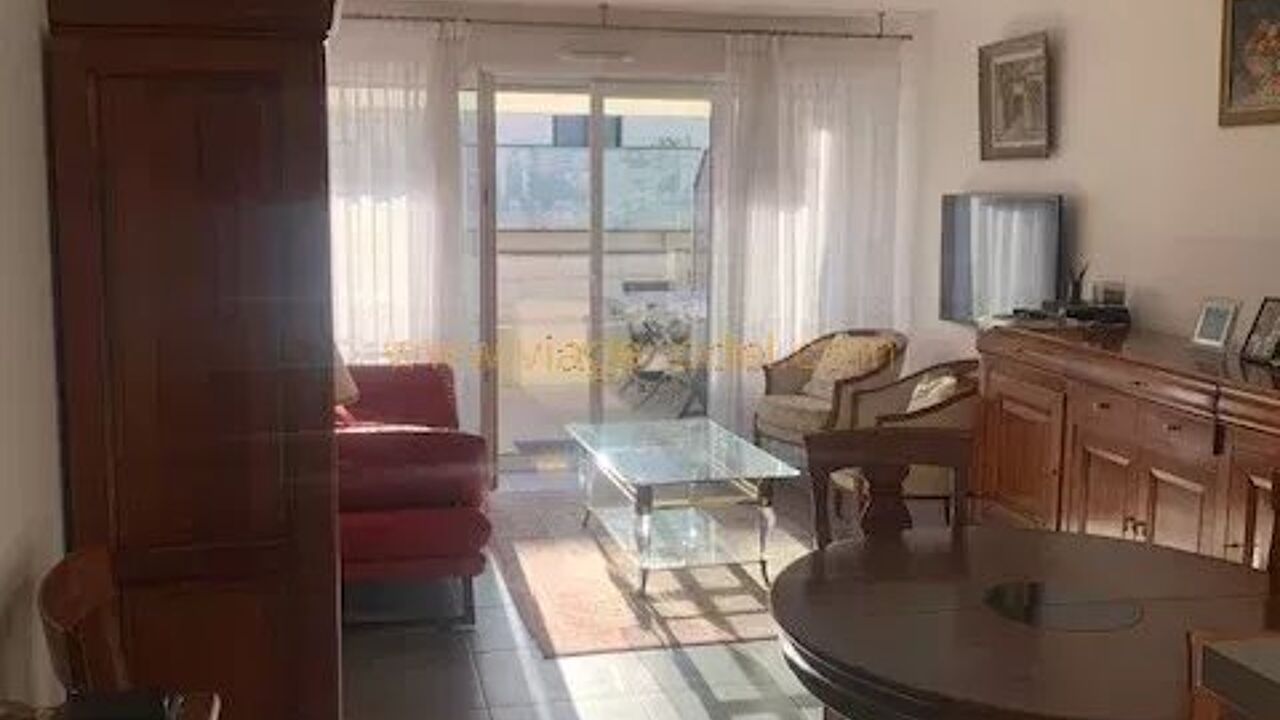 appartement 3 pièces 64 m2 à Antibes (06600)