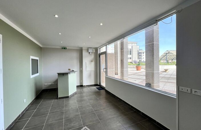 Local - 41m² - Bastia — photo 3