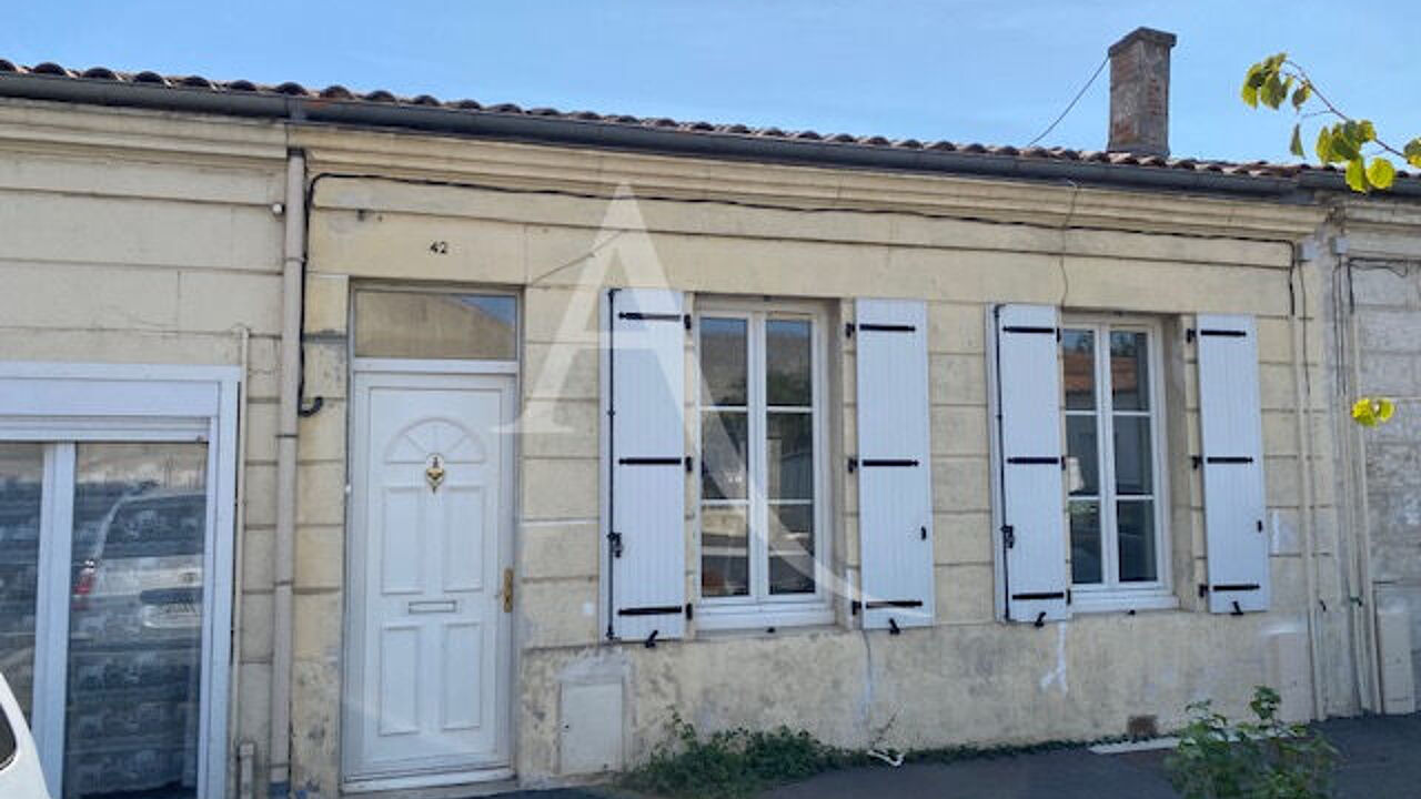 maison 3 pièces 82 m2 à louer à Rochefort (17300)