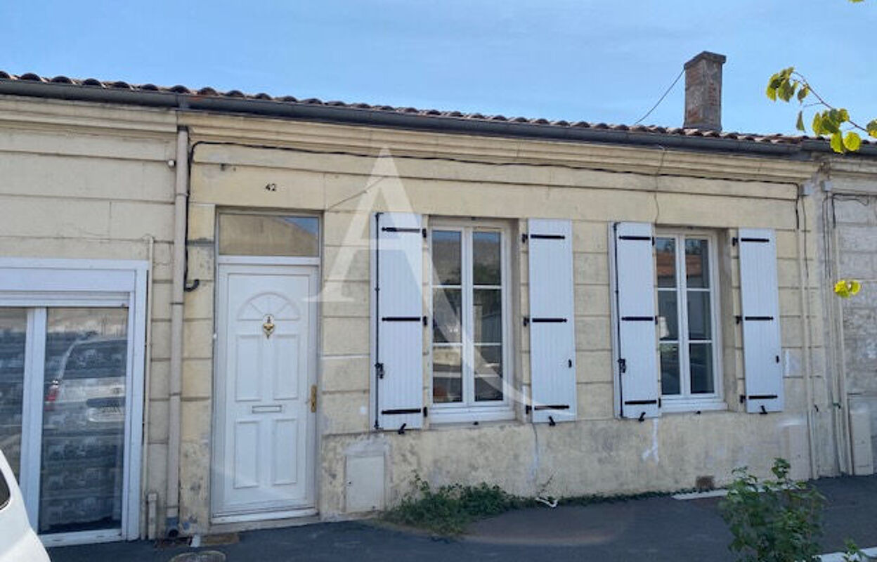 maison 3 pièces 82 m2 à louer à Rochefort (17300)