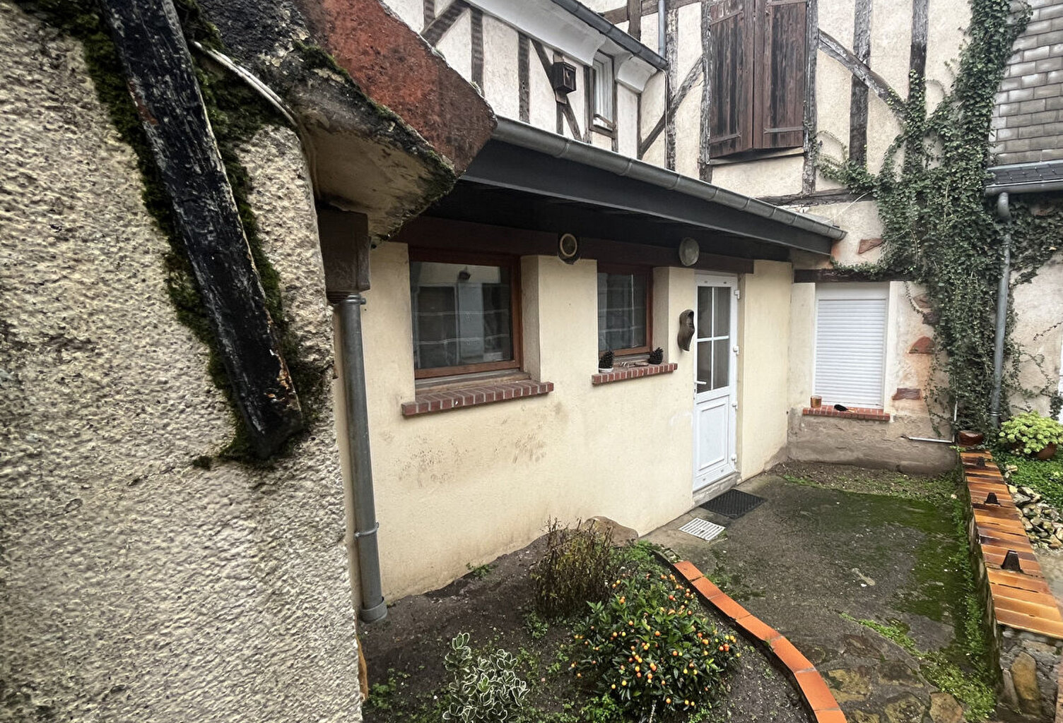 Immeuble Aubigny Sur Nere 6 pièce(s) 118 m2 — photo 1