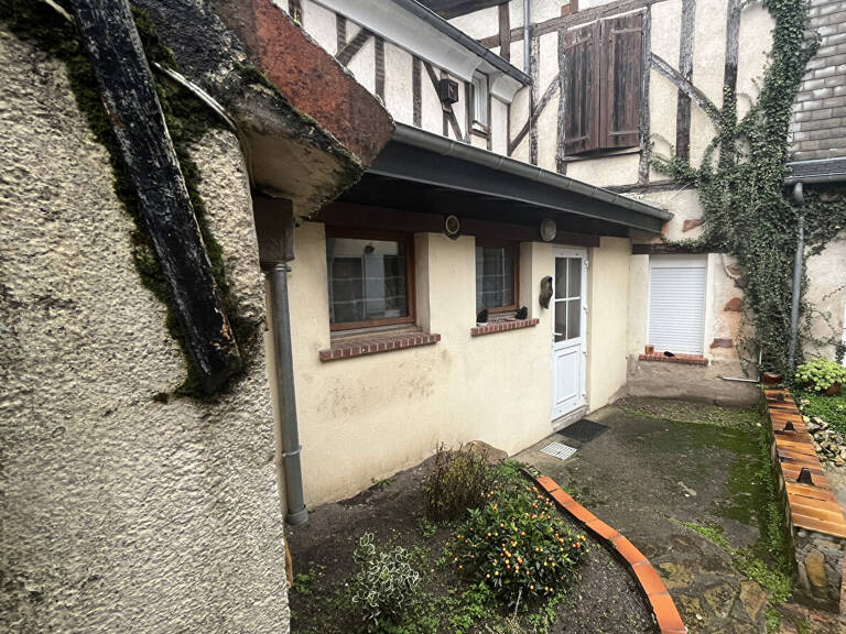 Immeuble Aubigny Sur Nere 6 pièce(s) 118 m2 — photo 1