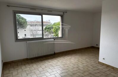 location appartement 420 € CC /mois à proximité de Courthézon (84350)