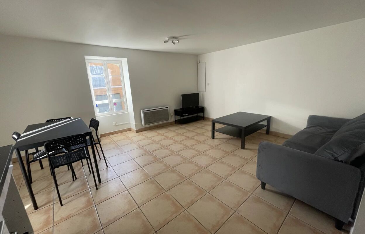 appartement 2 pièces 37 m2 à louer à Jouques (13490)