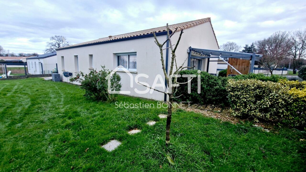 maison 5 pièces 82 m2 à vendre à Saint-Avaugourd-des-Landes (85540)