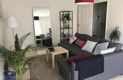 location appartement 660 € CC /mois à proximité de Larçay (37270)