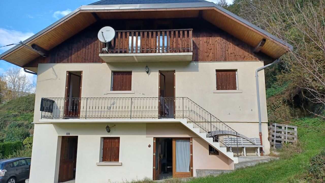 maison 4 pièces 100 m2 à vendre à Les Chavannes-en-Maurienne (73660)