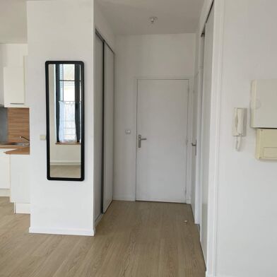 Appartement 1 pièce 66 m²