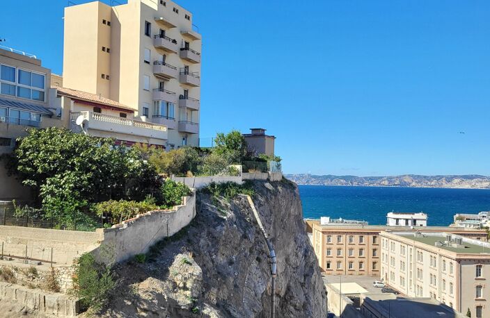 Vente appartement 3 pièces 74 m² Marseille 7 (13007) — photo 2
