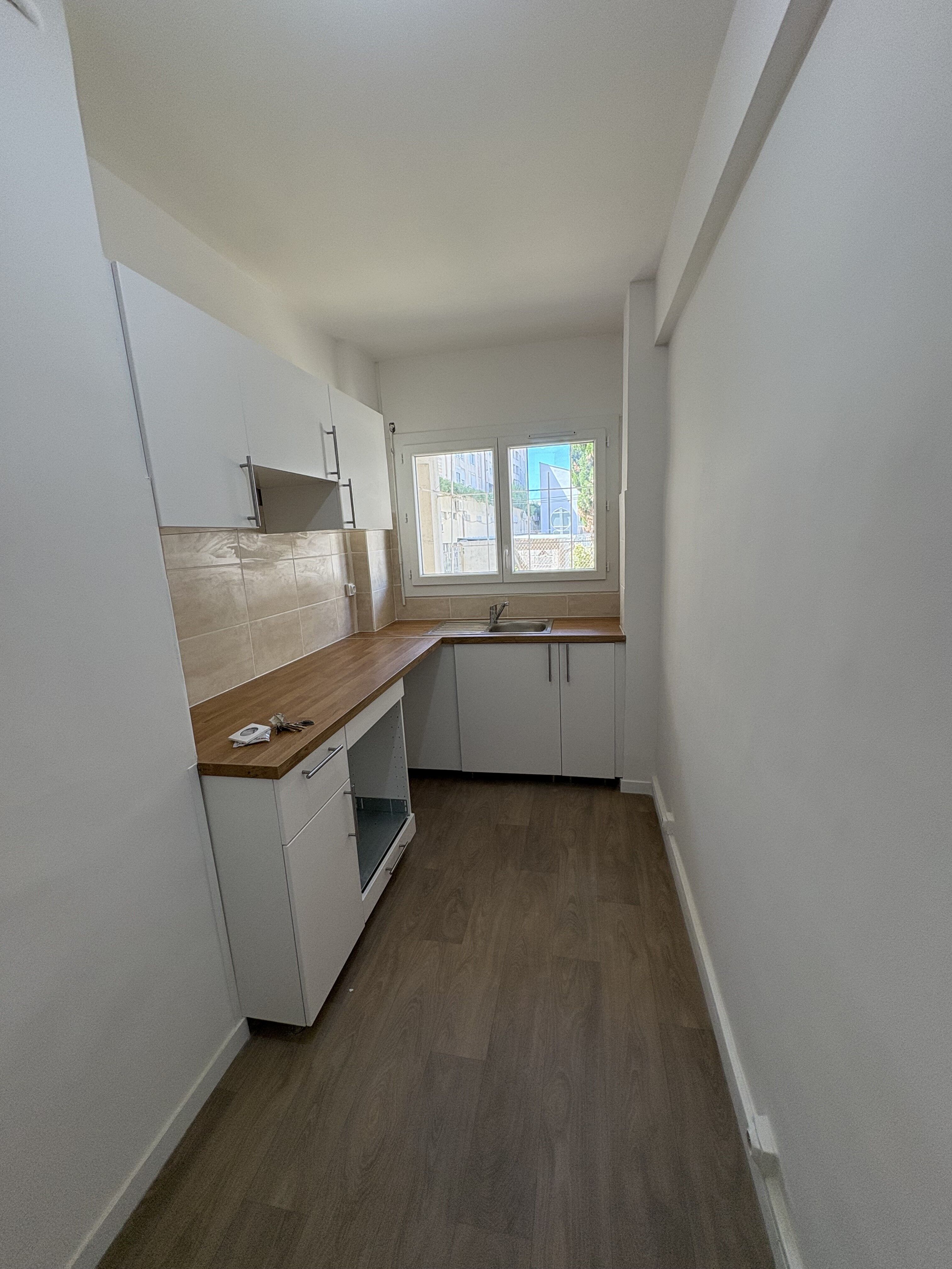 Appartement 3 pièces  à louer Marseille 8eme 13008