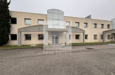 location commerce 4 516 € CC /mois à proximité de Tassin-la-Demi-Lune (69160)