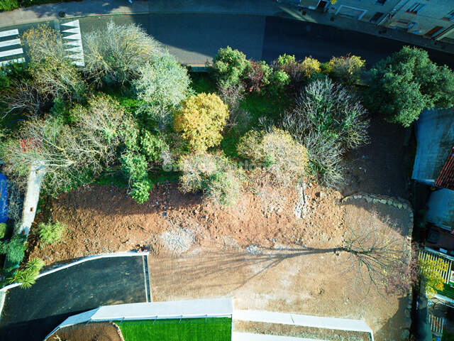 Terrain à vendre à Carnoules pour 2 ou 3 maisons - Référence ... — photo du bien