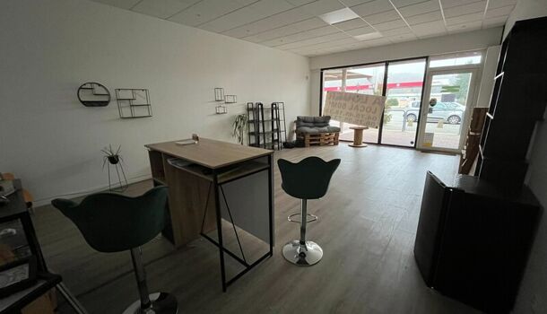 Local commercial 2 pièces  à louer Saint-Donat-sur-l'Herbasse 26260