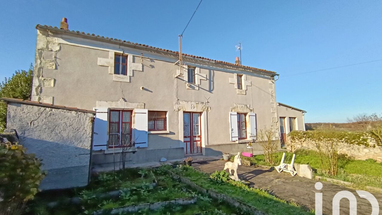 maison 4 pièces 79 m2 à vendre à Saint-Léger-de-Montbrun (79100)