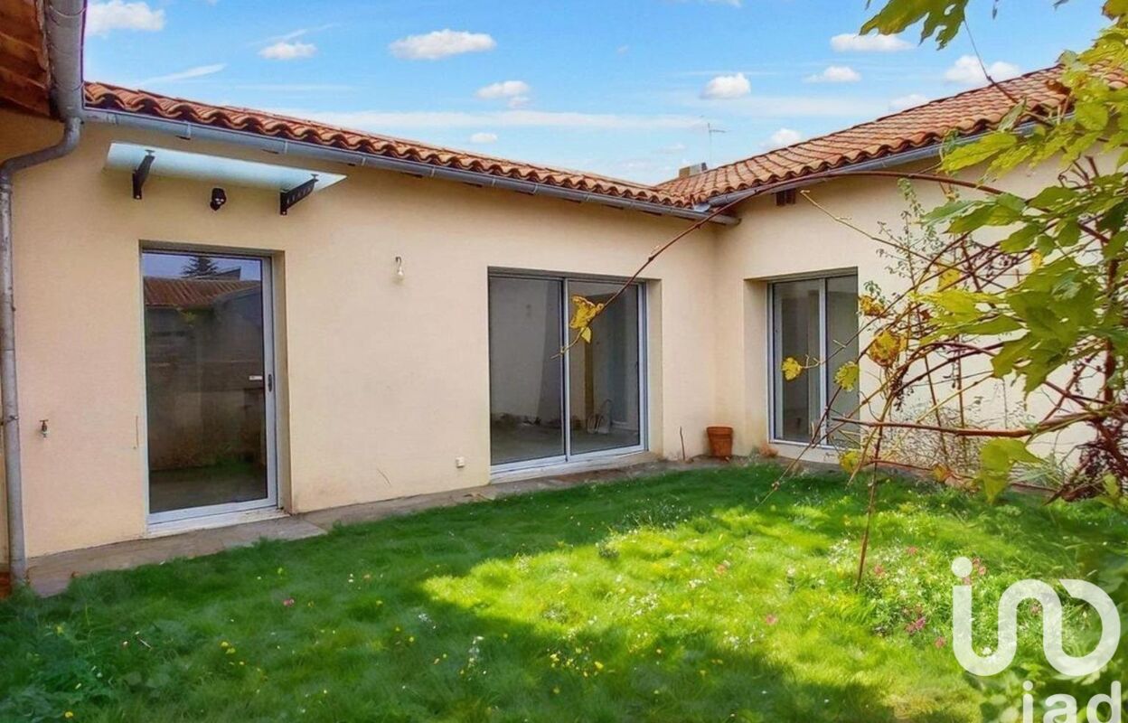 maison 3 pièces 87 m2 à vendre à Niort (79000)