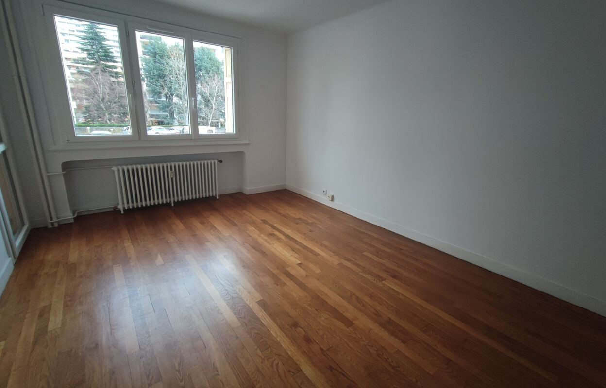 appartement 3 pièces 59 m2 à louer à Saint-Étienne (42100)