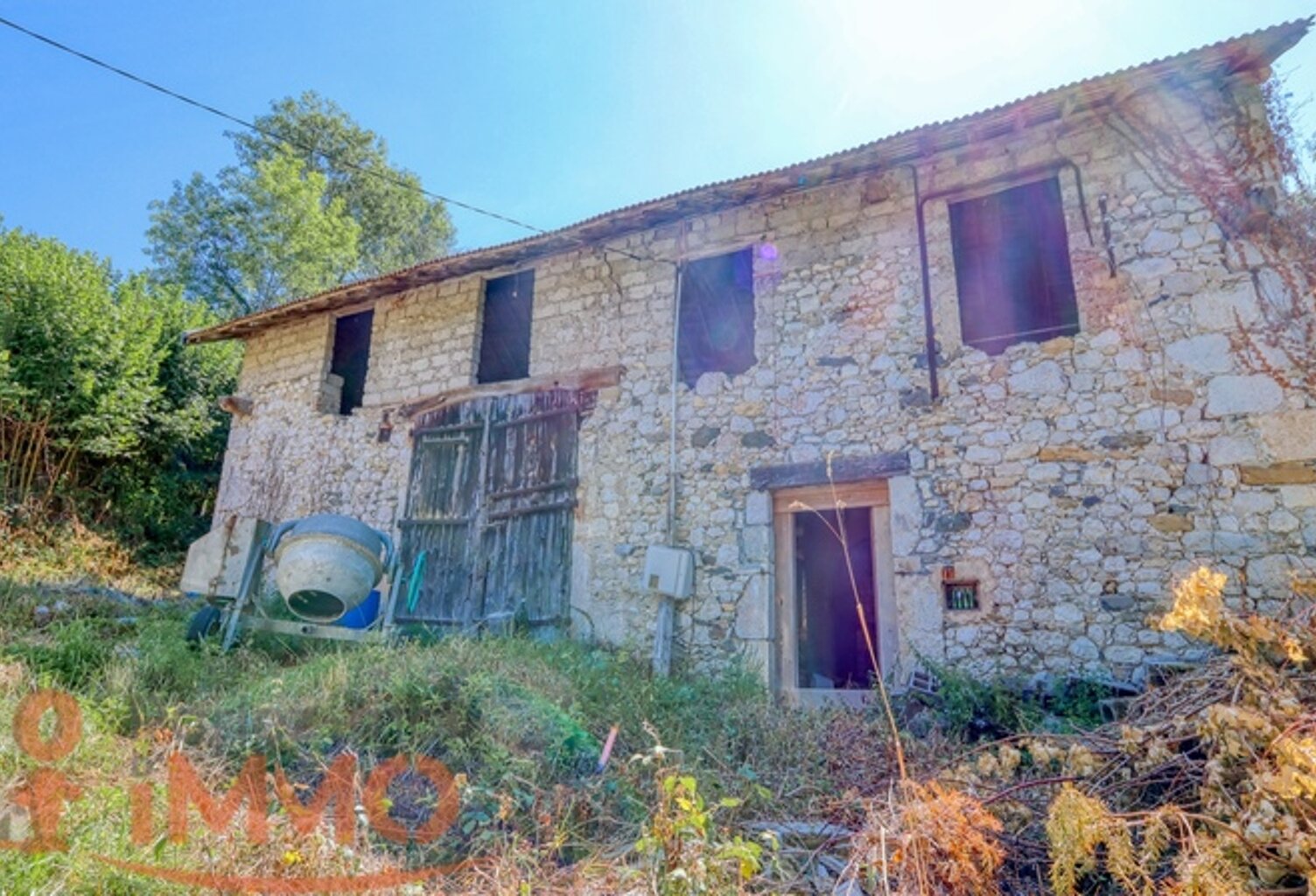 Grange — photo 1