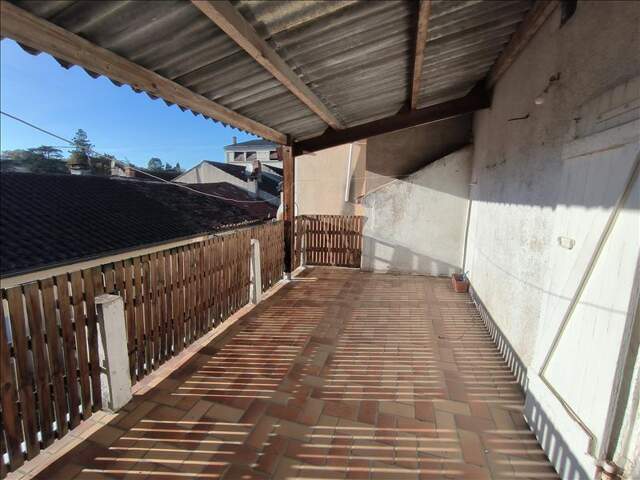 Maison de ville de 4 pièces principales — photo du bien