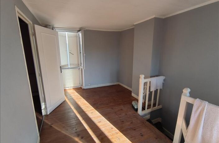 Maison de ville de 4 pièces principales — photo 2