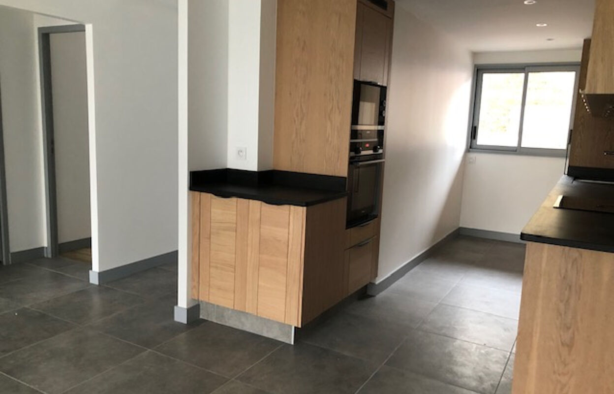 appartement 3 pièces 71 m2 à louer à Souraïde (64250)