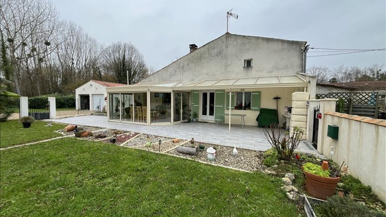 maison 6 pièces 117 m2 à vendre à Matha (17160)