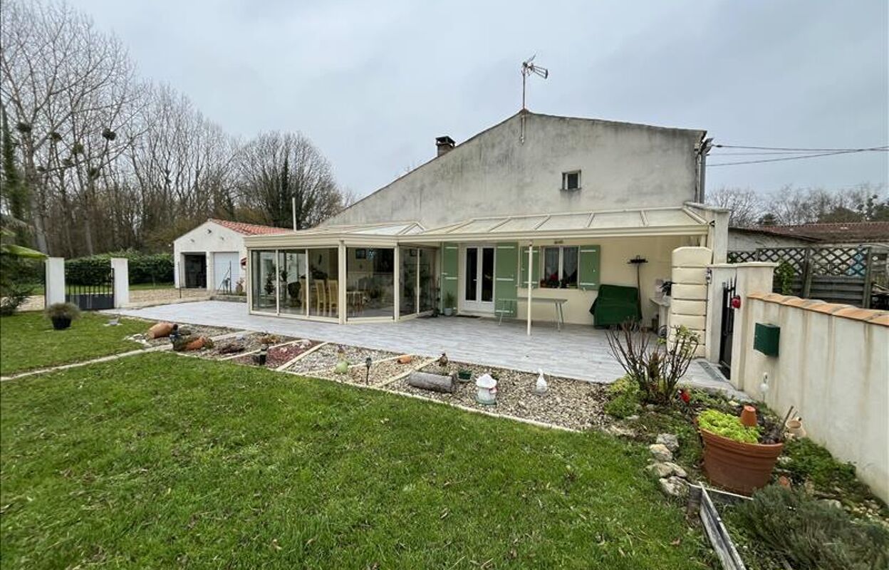 maison 6 pièces 117 m2 à vendre à Matha (17160)