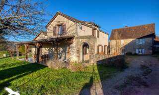 Maison 11 Pièces 315 m² à vendre à Saint-Léon-sur-Vézère (24290)