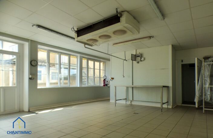 Immobilier Professionnel à louer Chantonnay — photo 4