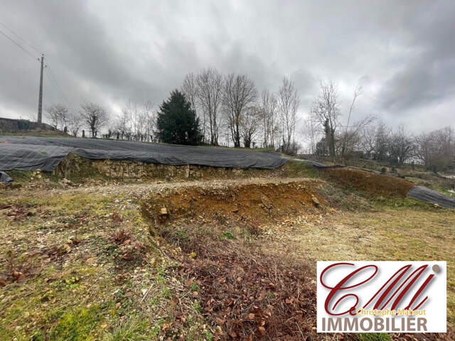 Terrain constructible — photo du bien