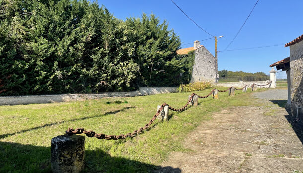 Villa / Maison 6 pièces  à vendre Saint-Savinien 17350