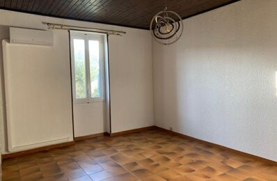 location appartement 704 € CC /mois à proximité de Milhaud (30540)