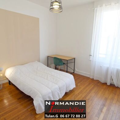 Appartement 6 pièces 400 €