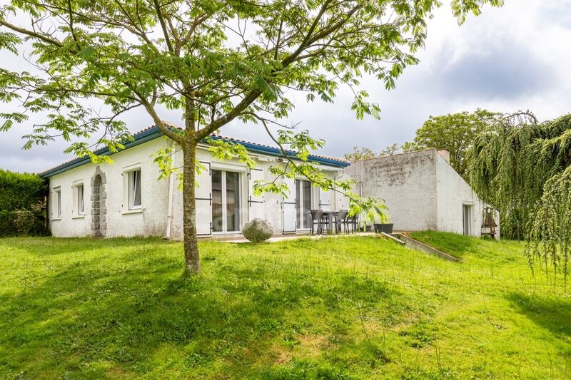 Villa / Maison 6 pièces  à vendre Menomblet 85700