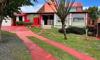 Maison 12 Pièces 225 m² à vendre à Sainte-Anne (97180)