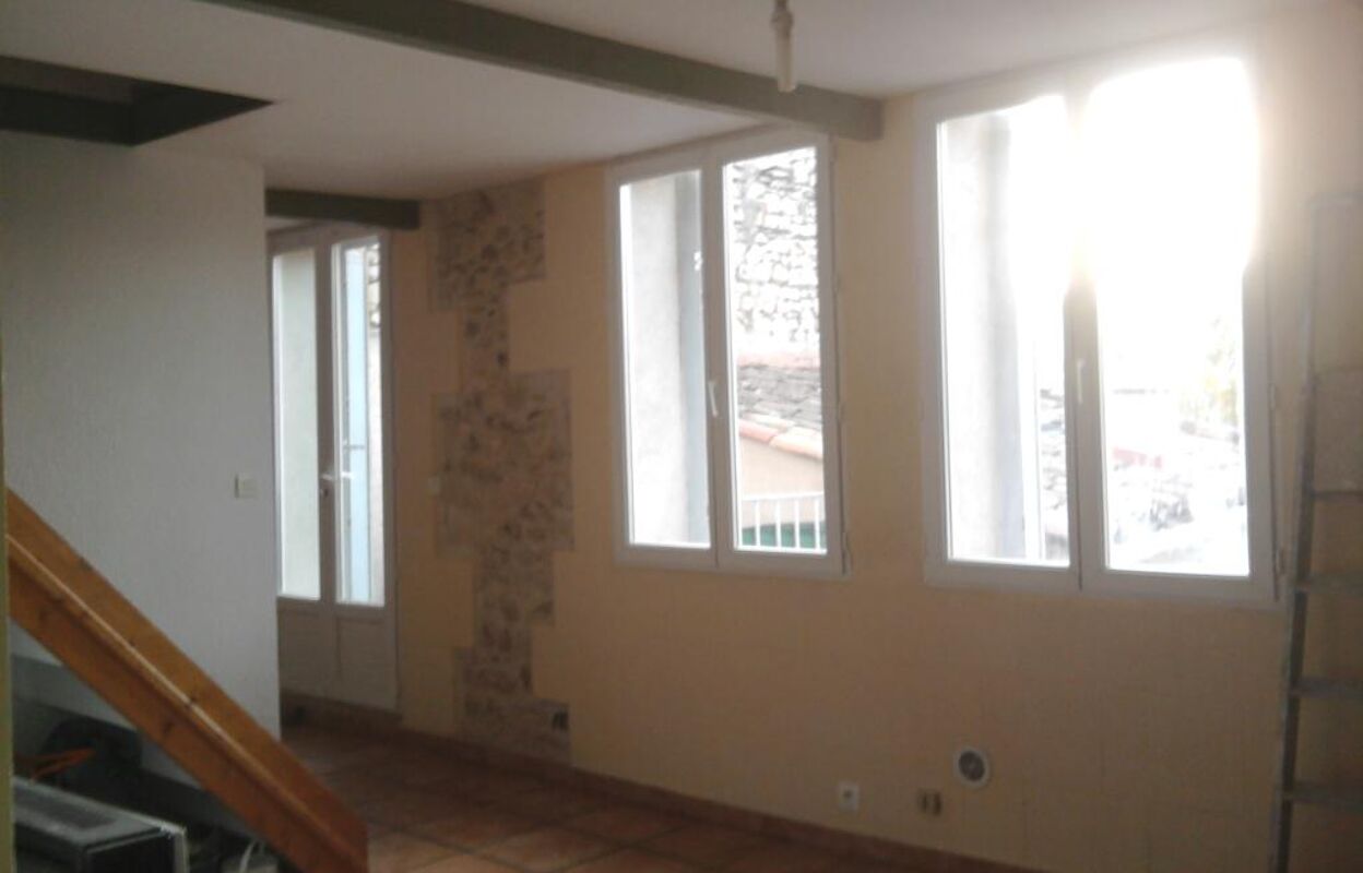 appartement 3 pièces 70 m2 à louer à Nîmes (30000)