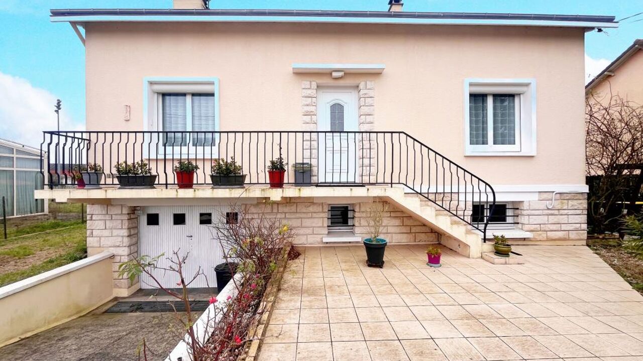 maison 5 pièces 101 m2 à vendre à Dangé-Saint-Romain (86220)