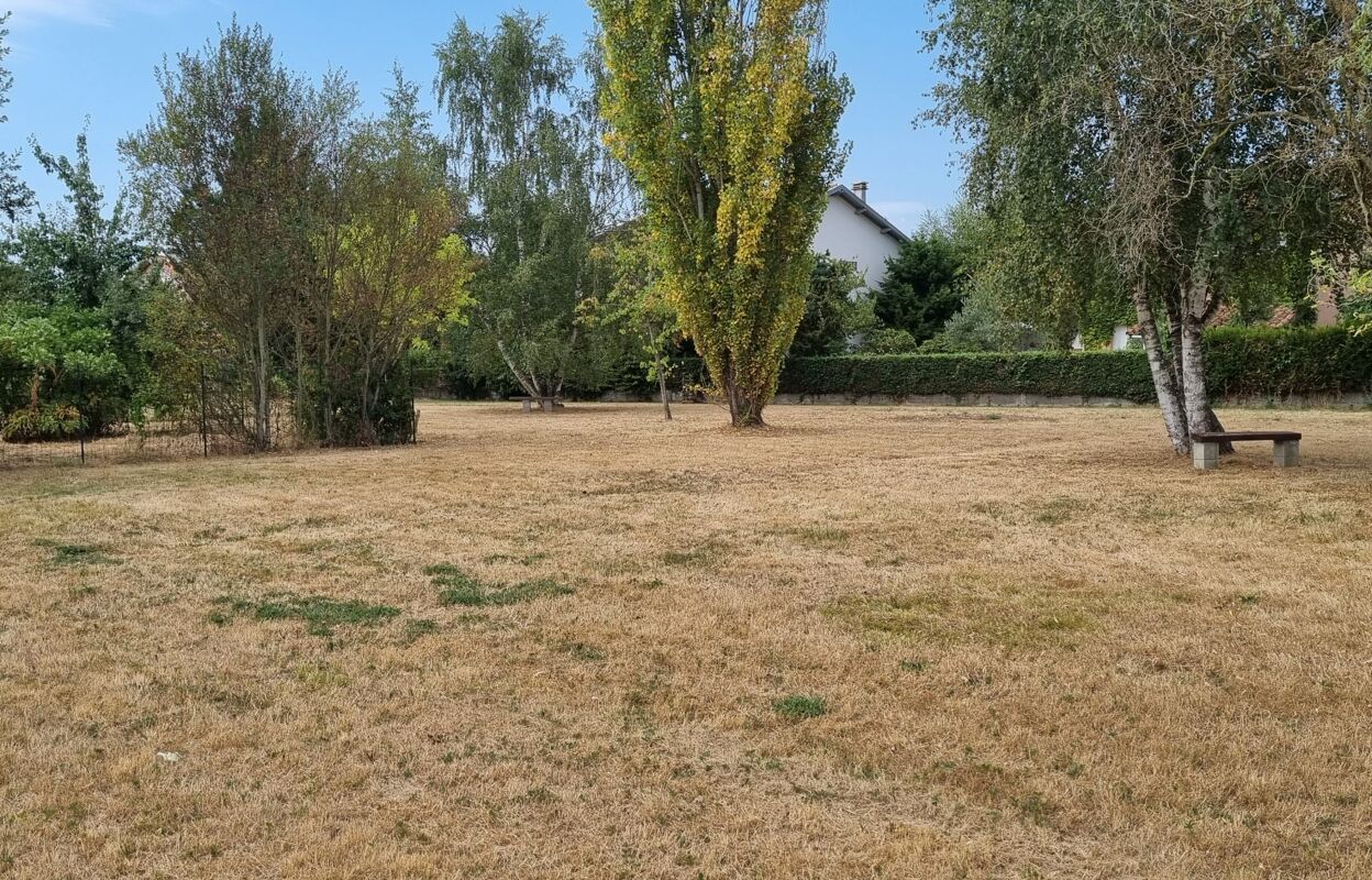 terrain  pièces 2600 m2 à vendre à Saint-Gaudens (31800)